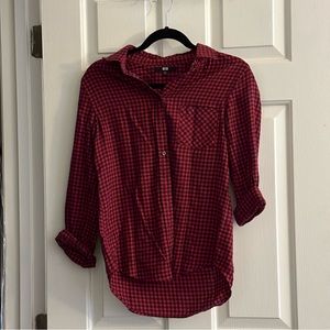 Uniqlo Red and Black Plaid Flannel Women’s Shirt